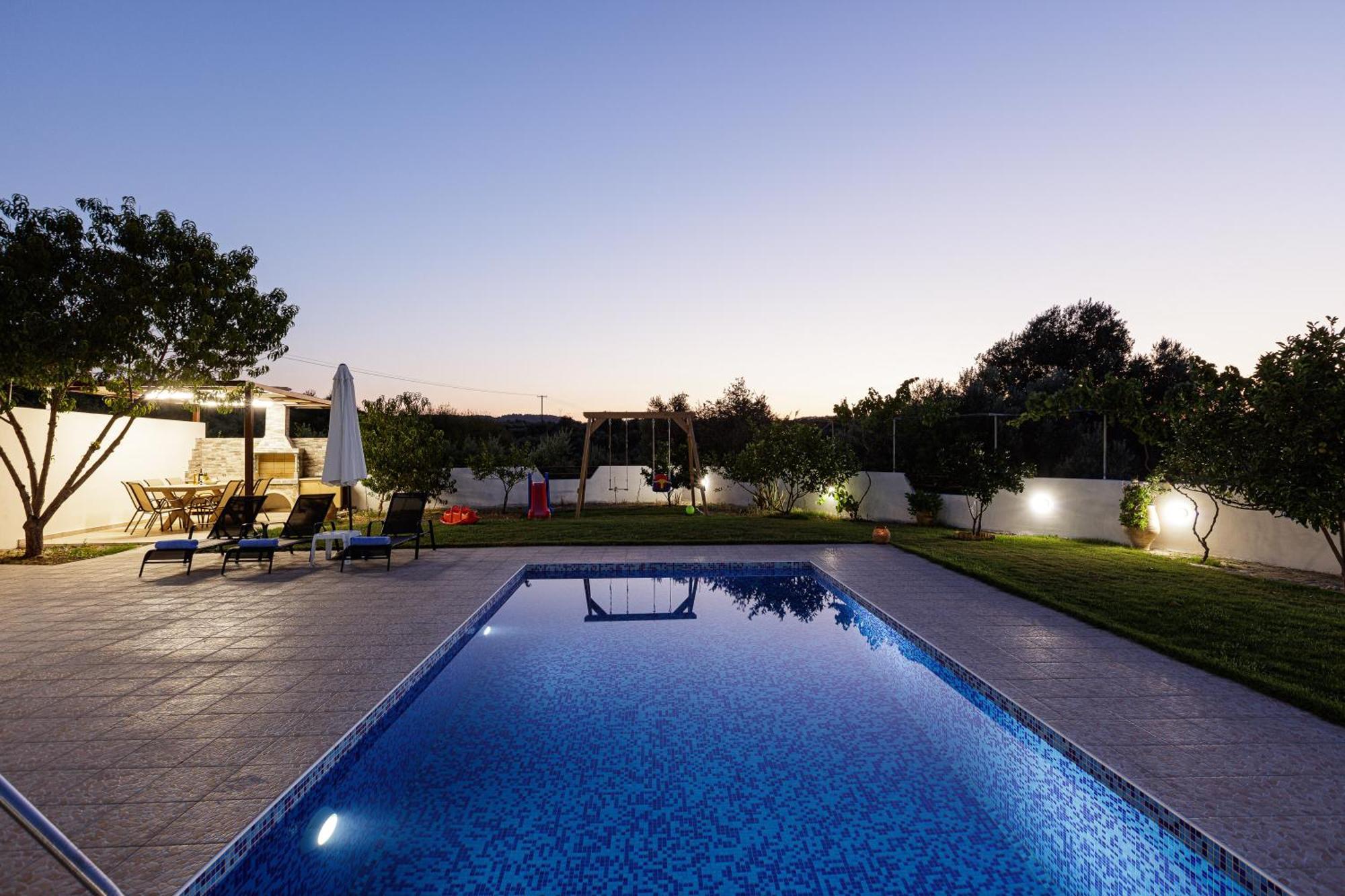 Marina Villa, A Nature Inspiring Retreat Perama  ภายนอก รูปภาพ