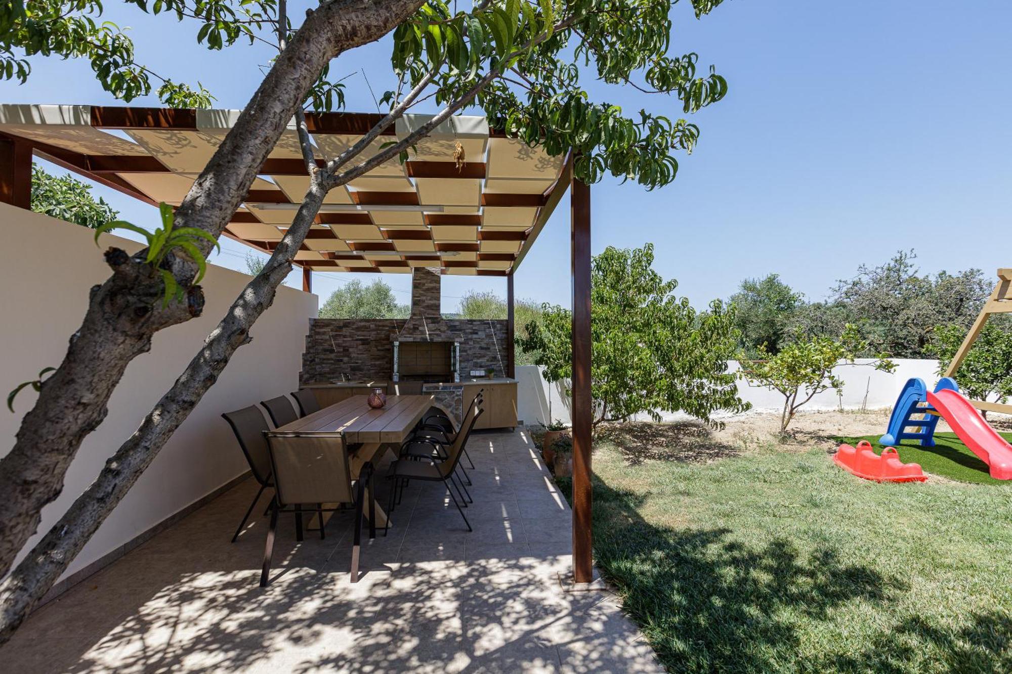 Marina Villa, A Nature Inspiring Retreat Perama  ภายนอก รูปภาพ